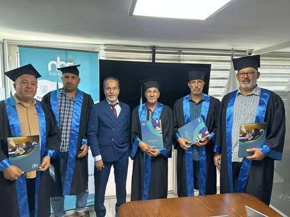 مهارات التواصل مع العملاء وبيئة العمل