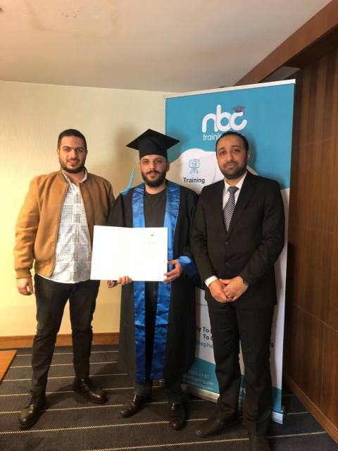 التميز في إدارة فرق العمل