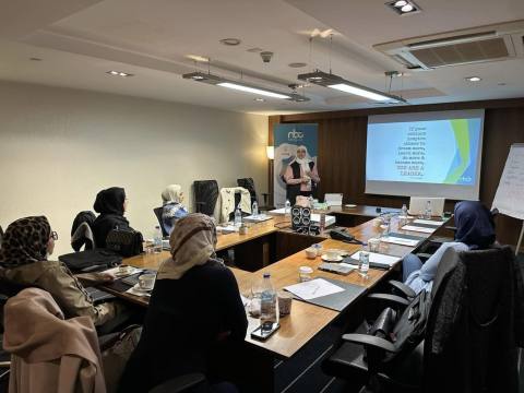المنهج البريطاني لتطوير عمل السكرتارية ومديري المكاتب